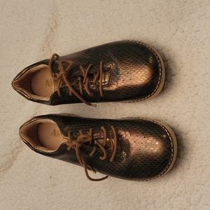 Alegria laced oxford shoes size 6.5M